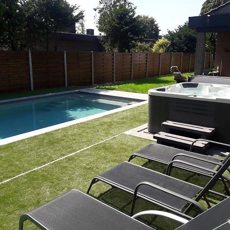 Appartement All In & Zwembad Leopoldsburg Εξωτερικό φωτογραφία