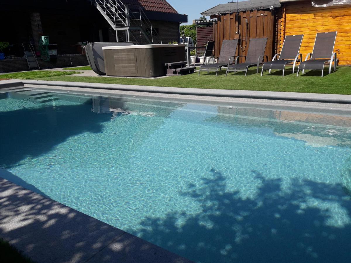Appartement All In & Zwembad Leopoldsburg Εξωτερικό φωτογραφία